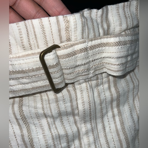 Banana Republic Women's Linen High Rise Belted Shorts Size 10 EUC - Picture 3 of 6